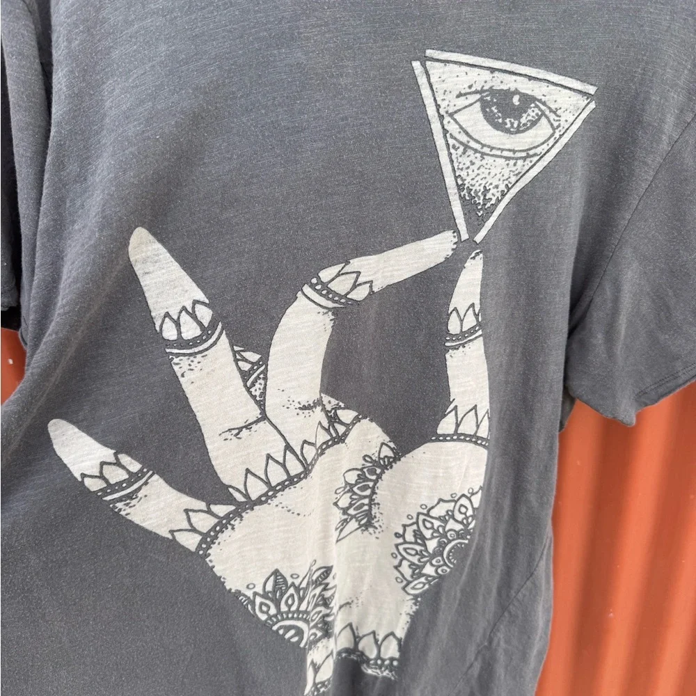 Magnolia Pearl Tee - Picture 5 of 11